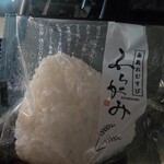 糸島おむすび ふちがみ 博多デイトスいっぴん通り店 - シチリア島の塩おにぎり　１５０円