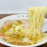 青竹手打ラーメン 日向屋 - 
