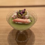 わたなべ - そら豆のムース　お出汁のゼリー　毛蟹