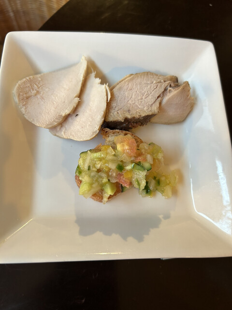 フードも美味しいバー : BAR木下酒店の写真