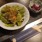 和食処　田舎家 - サラダ（無料）・しば漬け（無料）