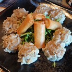 和食処　田舎家 - 蒸しシューマイと春巻