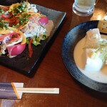 和食処　田舎家 - おまかせサラダ・冷奴