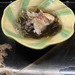 先斗町 藤わら - 北海道つぶ貝岩もずくの酢の物