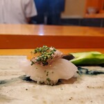 天寿し - 真鯛 ～ 真鯛の肝、アサツキ