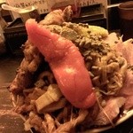 フスマにかけろ 中崎壱丁 中崎商店會1-6-18号ラーメン - にっこう×フスカケがやり過ぎたらこうなったジロー・野菜背脂ニンニク=マシマシマシ・突飛ング全乗せ(2014/3)