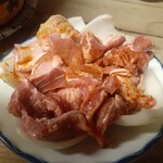 ホルモン焼 夏冬 - ガツ、カシラ、ハラミ