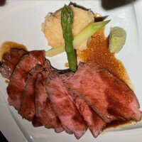 旬菜ステーキ処 らいむらいと - 特選和牛モモ肉のローストビーフ（100g）