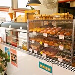 WISHBONE & SUGARY DONUTS - 