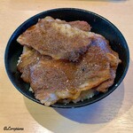 彩月 - 自前でやわらかカルビ丼