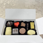 レオニダス 名古屋本山店 - 