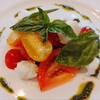 TRATTORIA NONNO - キレイな盛り付け。トマトも種類で味が違うのでいろいろ食べてて楽しい。