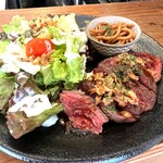 BAR つちのこ - ビジュアル抜群‼️昼からコスパ良くハラミステーキ