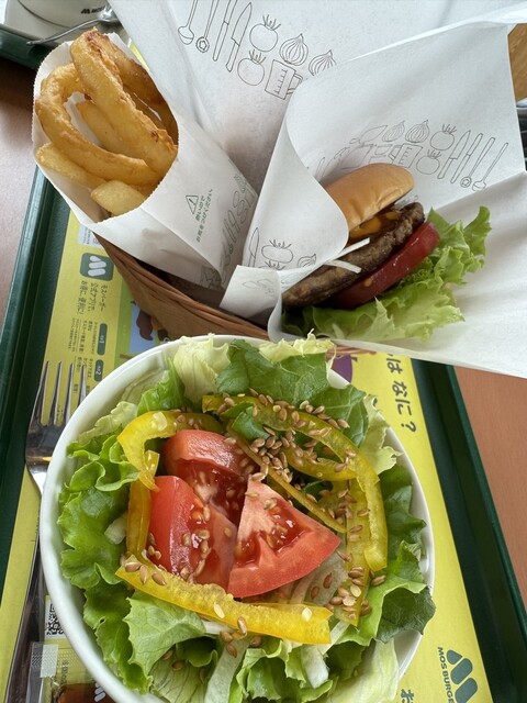 モスバーガー ルート46滝沢店 - 大釜（ハンバーガー）の写真