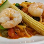 Italian Ryori Lucchicore - 蛸と海老、アンチョビのラグー 彩り野菜