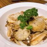 洋風酒場 ニュースタイルキッチン トロリ - 