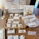 サブリエ - レジンかな？販売されていて可愛い