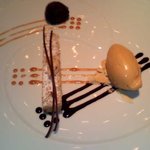 銀座 レカン - マロンのダゴワーズ仕立てとキャラメルのアイスクリーム