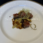 クイントカント - 牛タン　玉蜀黍