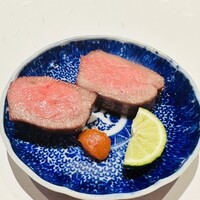 肉割烹 岡田前 - 
