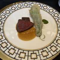 クイントカント - なかやま牧場牛のロースト　花ズッキーニ