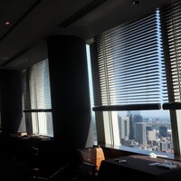 XEX ATAGO GREEN HILLS / Salvatore Cuomo Bros. - 店内の様子。