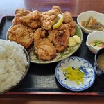 おとも苑 食堂 - 全景
