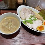 麺 ヒキュウ - 