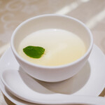 菜香新館 - なめらか杏仁豆腐