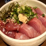 飲んべぇ食堂 らくだ屋 - 鰹丼