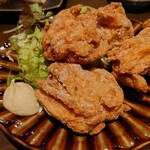 飲んべぇ食堂 らくだ屋 - 鶏の唐揚げ（ハーフサイズ）