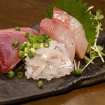 飲んべぇ食堂 らくだ屋 - 刺身盛合せ（ハーフサイズ）