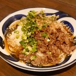 飲んべぇ食堂 らくだ屋 - 牛肉おろしぶっかけそうめん