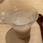 紀尾井町 三谷 - 塩水うに、つるんとしてとける