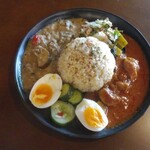 勝山屋 - あいがけカレー