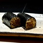 鮨 西崎 - ■干瓢巻き
      美味しいお店は、何でも美味しい(^^)
      優しい味付けで柔らかな干瓢。これまたベスト干瓢を更新か？