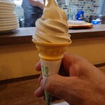 カーサタベ - ◯モカソフト
小さめなコーンのアイスクリーム
モカのほろ苦さ感が軽くあり
ソフトクリームの甘みと相まって美味しかった