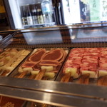 たんや又兵衛 - 冷蔵ネタ・ケース 2014.3.2X