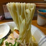 ジャパニーズ ラーメン 五感 - 