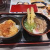 資さんうどん 和白店
