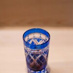 うを徳 - 2024.7 長崎普賢岳産800～900gサイズ活け養殖すっぽん 生き血