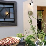 あまおと - 土用干しとファサード