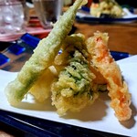 光琳 - 季節の天ぷら(夏野菜、鱧、白身魚)