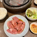 焼肉せんりゅう - 和牛こだわりカルビランチ