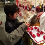 屋台 武ちゃん - 息子の大好きな「いちご飴」