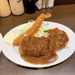 グリル一平 元町東店 - 