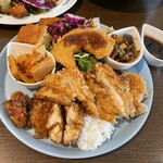 カメイノ食堂 - ジートゥイファン