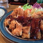 キッチン・ゴン - 料理写真:チキンカツ