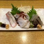 春のお店 - お造里盛合せ：サヨリ、水タコ、カンパチ