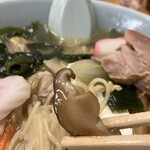 はらとく - この五目そばをキッカケに好きになったシイタケくん